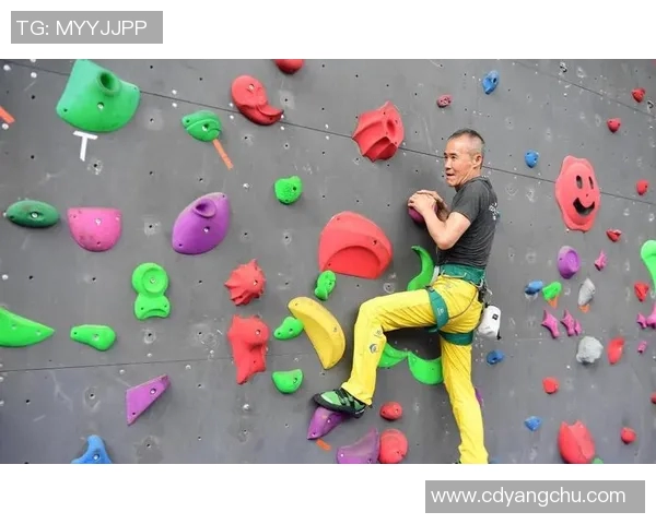 运动攀岩热点解析深圳攀岩队在区域防守中的战术运用与发展 运动攀岩热点解析深圳攀岩队在区域防守中的战术运用与发展